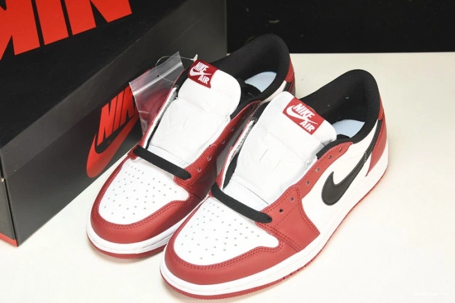  Low Chicago  Retro  1 Jordan  (2016) 705329-600 0303